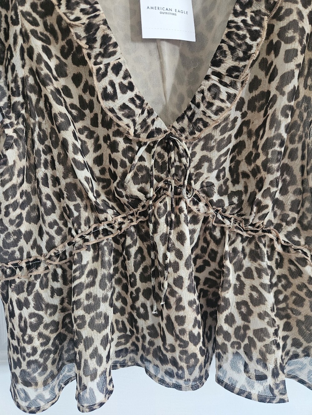 NWT AE American Eagle V-Neck Chiffon Babydoll Blouse- Leopard - Picture 2 of 9